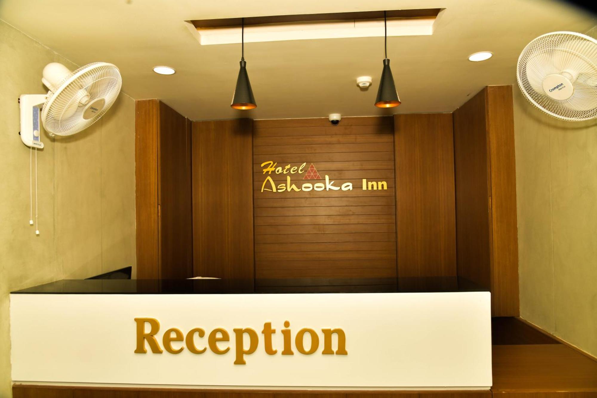 Hotel Ashooka Inn ガンディーナガル エクステリア 写真